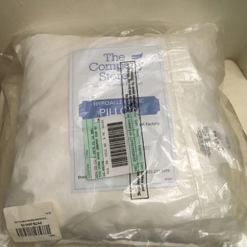 The Company Store 16x16 Hypoallergenic Square 100 Percent Cotton In White Square